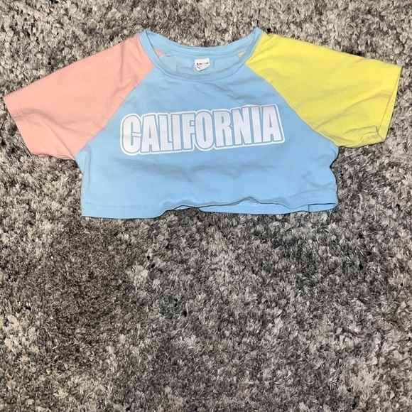 California Crop Top - Picture 2 of 2